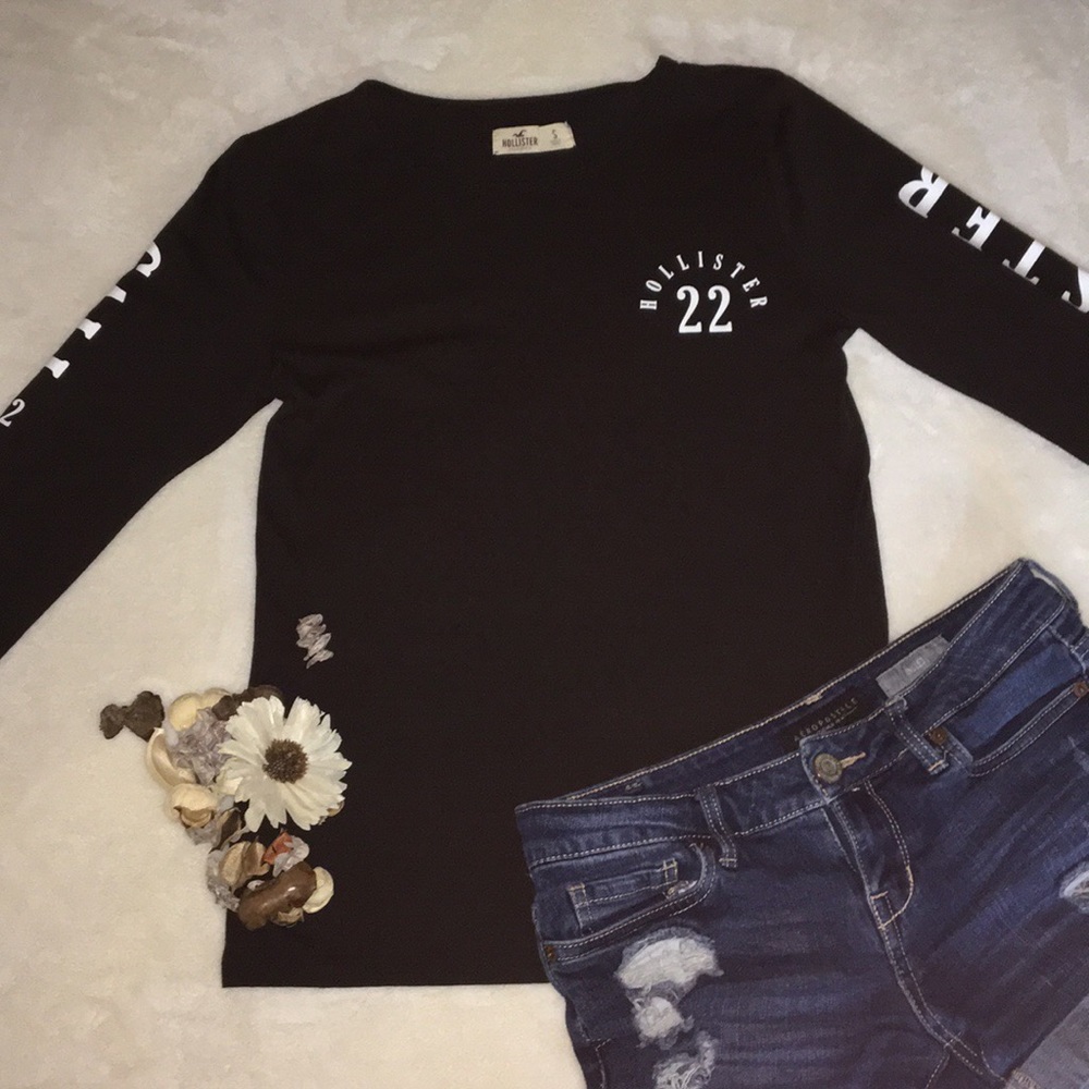 ‼️SOLD‼️ Hollister Black Longsleeve